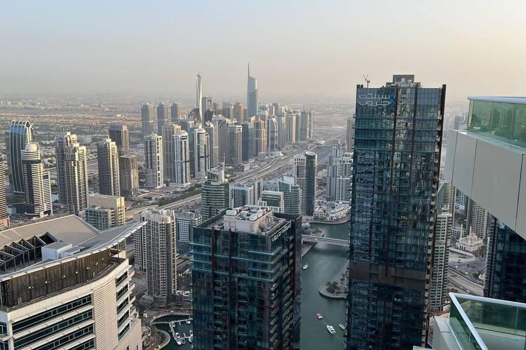 High Floor With City Skyline & Burj Khalifa View 3 Bedroom Unit Marina ดูไบ ภายนอก รูปภาพ