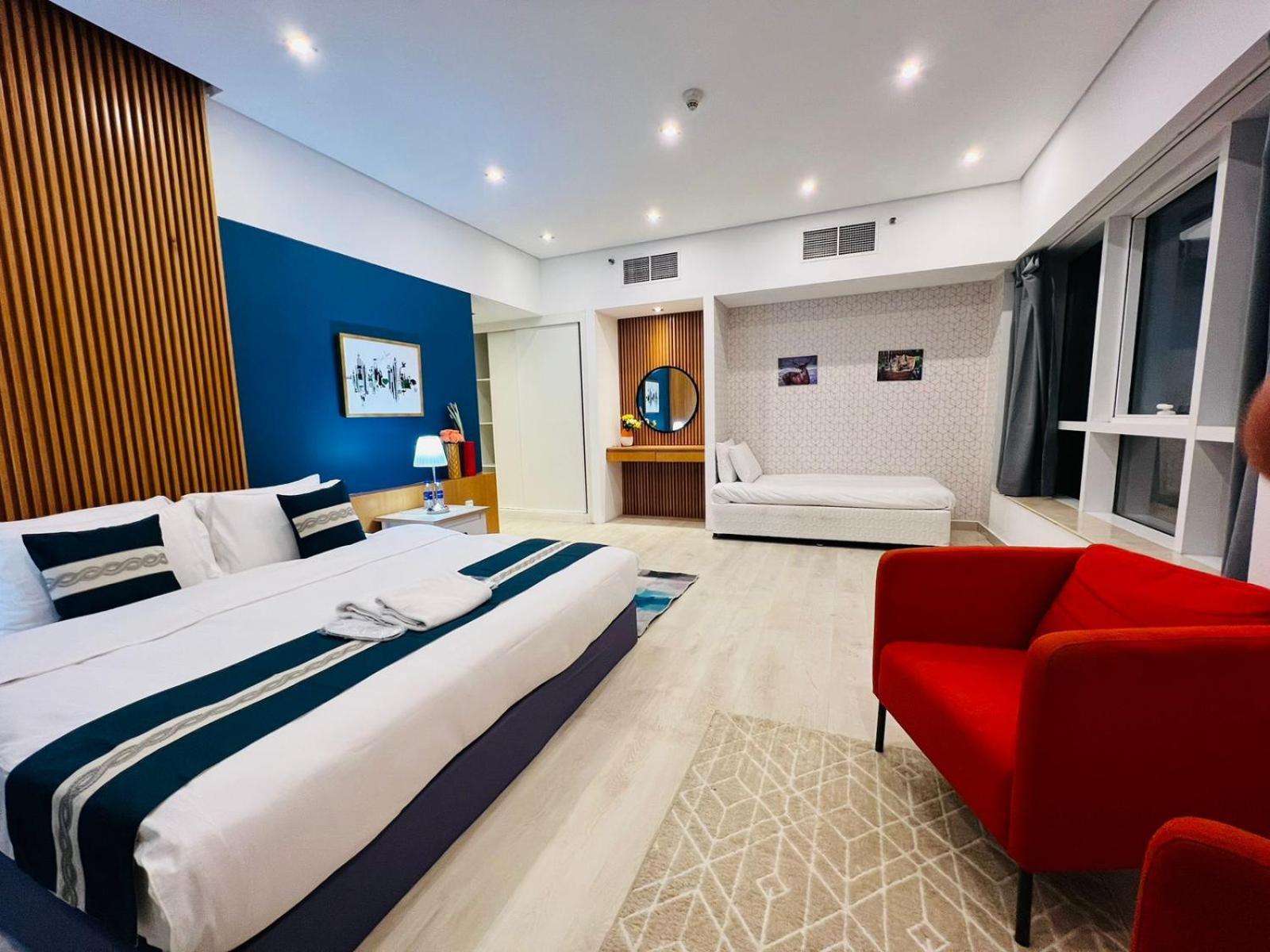 High Floor With City Skyline & Burj Khalifa View 3 Bedroom Unit Marina ดูไบ ภายนอก รูปภาพ