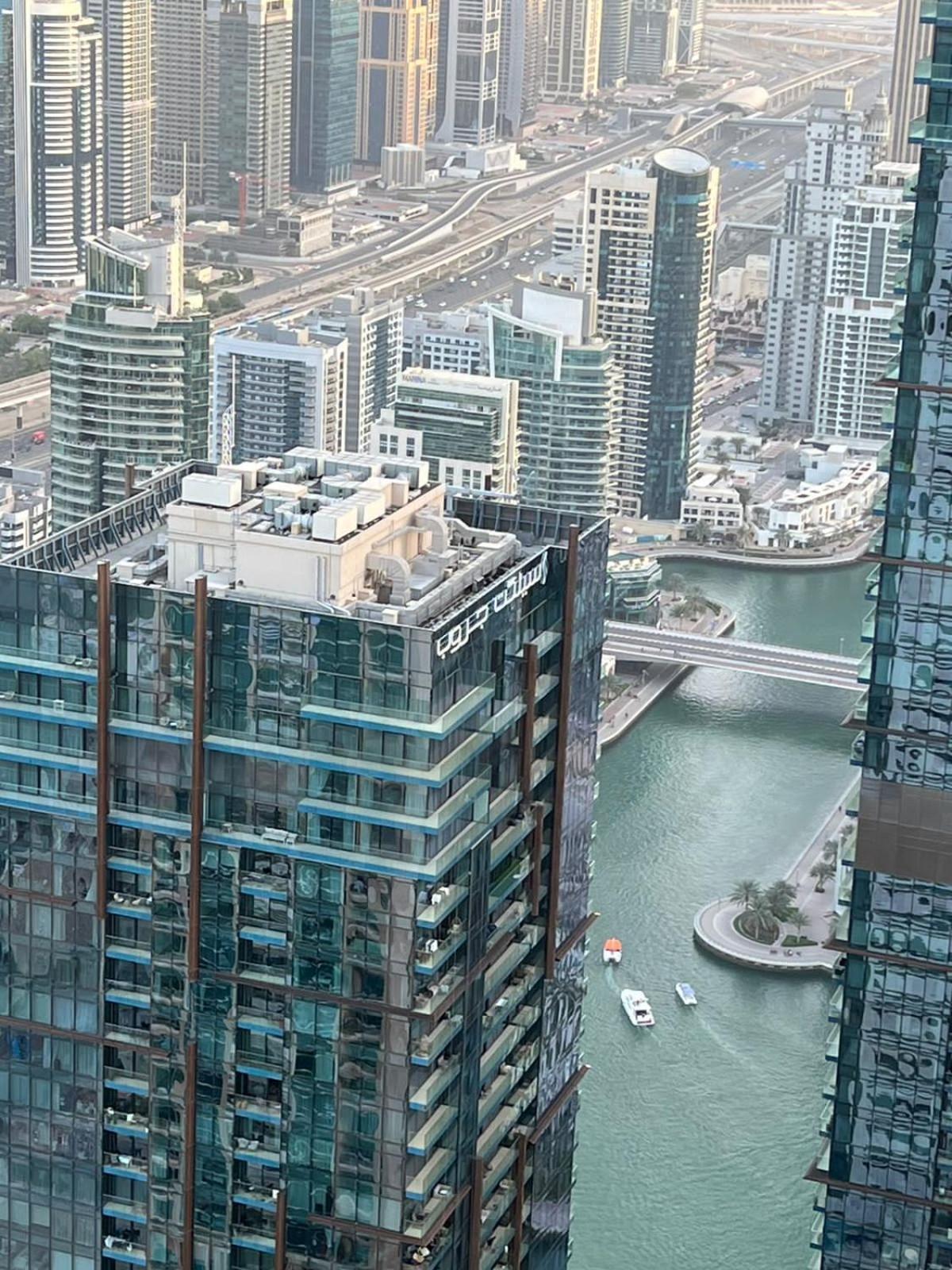 High Floor With City Skyline & Burj Khalifa View 3 Bedroom Unit Marina ดูไบ ภายนอก รูปภาพ
