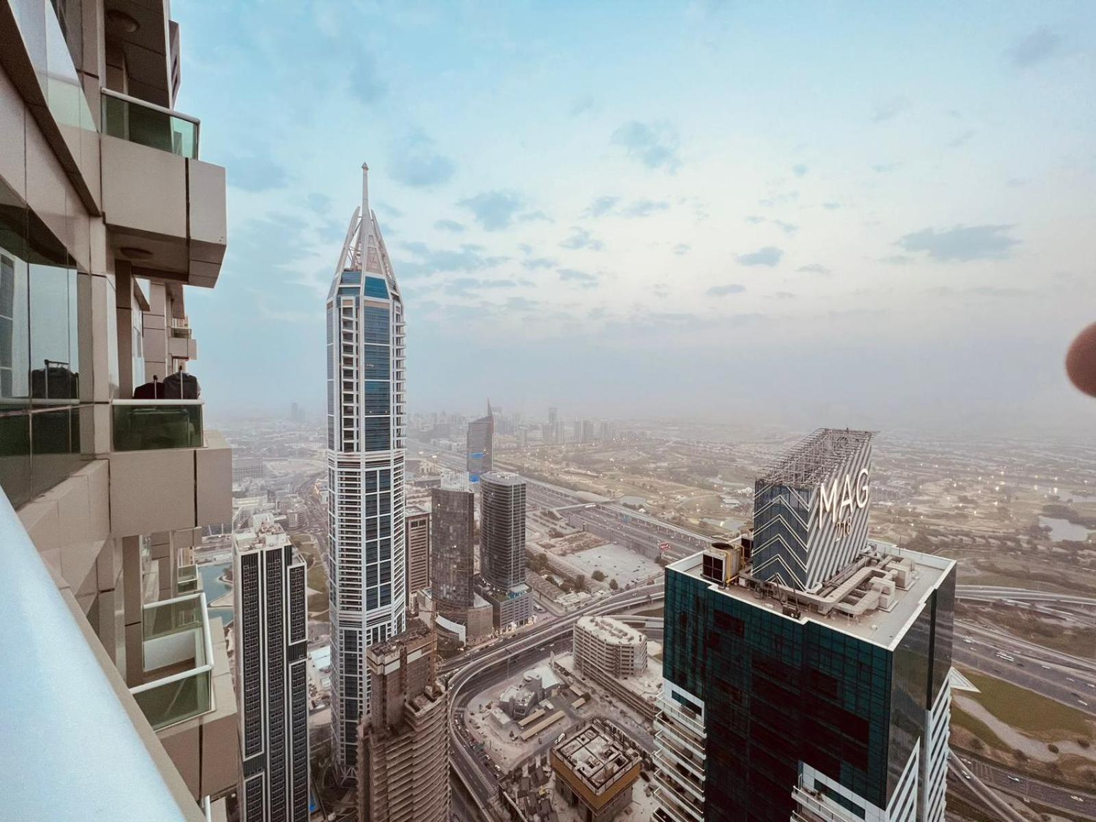 High Floor With City Skyline & Burj Khalifa View 3 Bedroom Unit Marina ดูไบ ภายนอก รูปภาพ